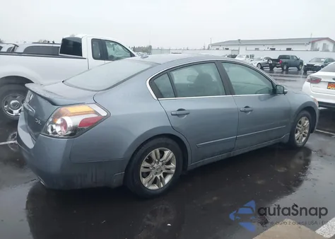 2011 Nissan Altima 2.5 S z USA, uszkodzony, nr VIN 1N4AL2AP2BN472781